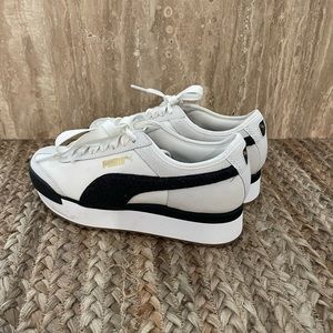 Brand new Puma Mayze platform sneakers